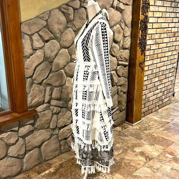 NWT Adore Bohemian Black and White Tassel Cardigan - Picture 2 of 3